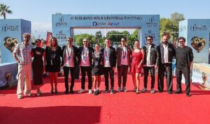 Altın Portakal yarışında bugün beyazperdeye, hayatta kalma hikâyeleri yansıdı