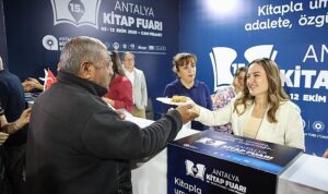 Antalya Kitap Fuarı’nı 1 milyon 103 bin kişi ziyaret etti