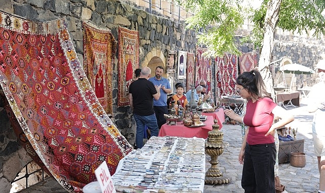 Antika ve Koleksiyon Meraklıları Tarihin Merkezinde Buluşuyor