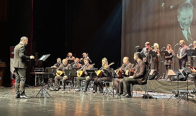 Bakırköy’de Cumhuriyet Coşkusu Türk Halk Müziği konserleriyle başladı