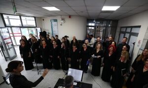 Başkan Onur Yiğit’ten Personeli Duygulandıran Cumhuriyet Sürprizi