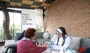 Beyaz Kalpler’den ‘Saygınlar’a güzellik dokunuşu