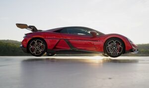 BYD Türkiye, YANGWANG U8 ve U9 ile Teknoloji Şovunu Bayilere Taşıyor