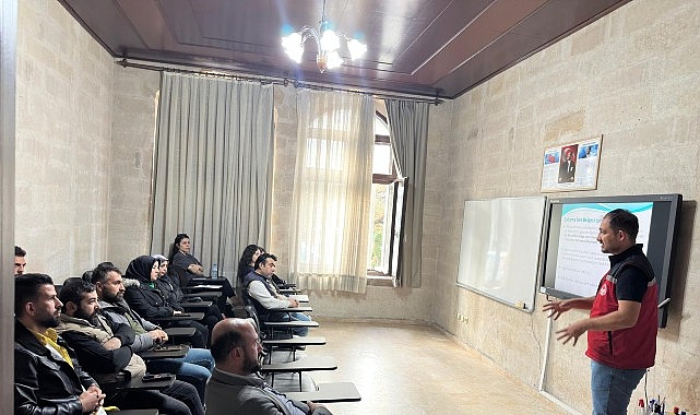 Ev Ve Süs Hayvanı Satıcılarına Yönelik Sertifikalı Eğitim Programı Düzenlendi