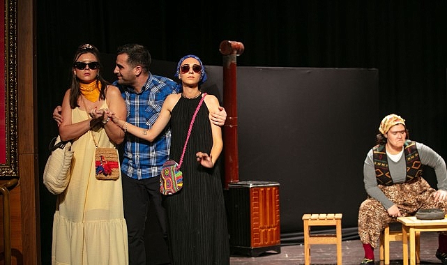 Güzelbahçe’de Kahkaha Dolu Gece