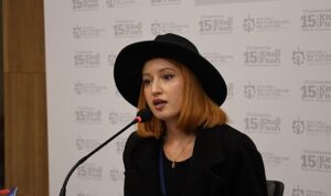 “Kitapların Perisi” yapay zekaya karşı uyardı