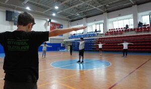 Maltepe Belediyesi’nden ücretsiz kış spor kursları