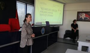 Menderes Belediyesi’nde Personele İşaret Dili Eğitimi