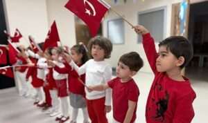 Nilüfer kreşlerinde Cumhuriyet sevinci