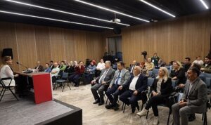 Özbağ, çekirdek ailenin eksilerine dikkat çekti