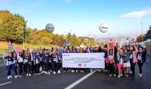 Allianz Türkiye Gönüllüleri, İstanbul Maratonu’nda iyilik peşinde koştu