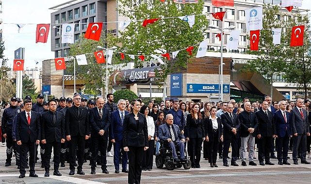Antalya Büyükşehir Belediyesi Ata’sını saygı ve özlemle andı