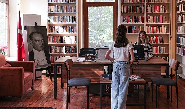 Buca’daki tarihi köşk çocuklar için bilgi yuvası oldu