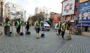 Edremit’te temizlikte 7/24 kesintisiz hizmet