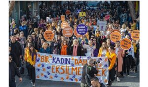 Karşıyaka’da 25 Kasım’da güçlü dayanışma: Şiddete karşı ses çıkar!