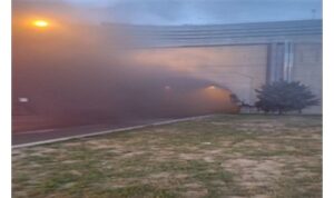 Konak Tünelleri’ndeki araç yangınına itfaiyeden hızlı müdahale