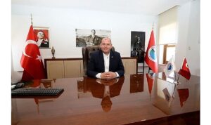 Menderes Belediyesi’nden Öğretmenler Günü Hediyesi