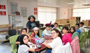 Osmangazi’de Çocuklar Hayallerini Kağıda Döküyor