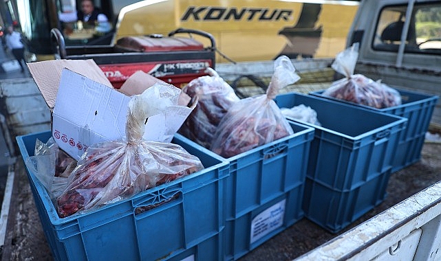 Antalya otogarında 270 kilo uygunsuz taşınan et bulundu