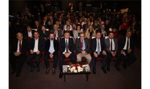 Başkan Tugay Zonguldak’ta düzenlenen sağlık zirvesine katıldı