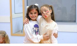 Büyükakın: “Kadınlar, hayatın merkezinde yer alıyor”