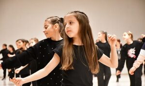 Çocukların enerjisi sanatla buluştu