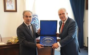 Ege Üniversitesinde rektörlük devir teslim töreni yapıldı