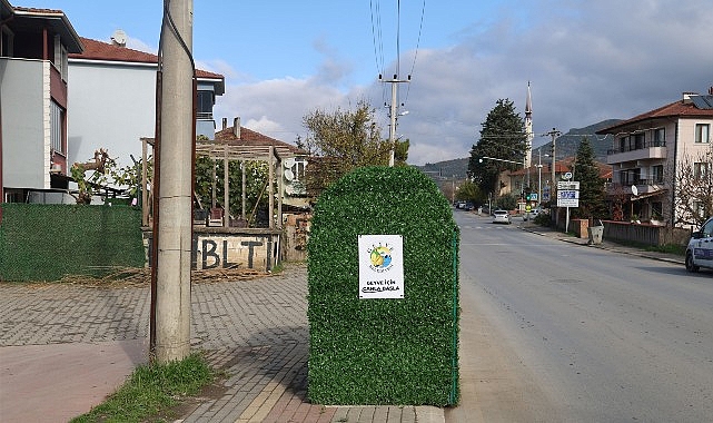 Geyve Belediyesi’nden Konteynere Yeşil Dokunuş