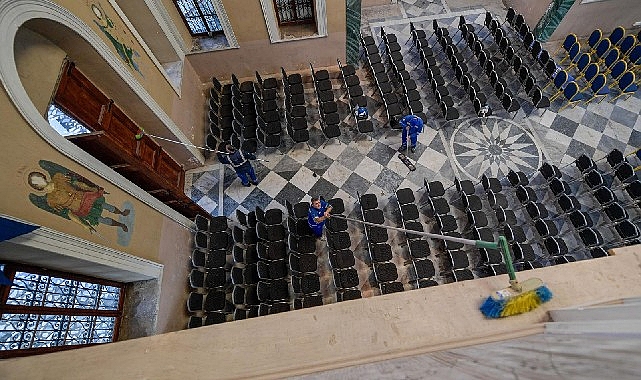 İzmir’in ibadethaneleri pırıl pırıl