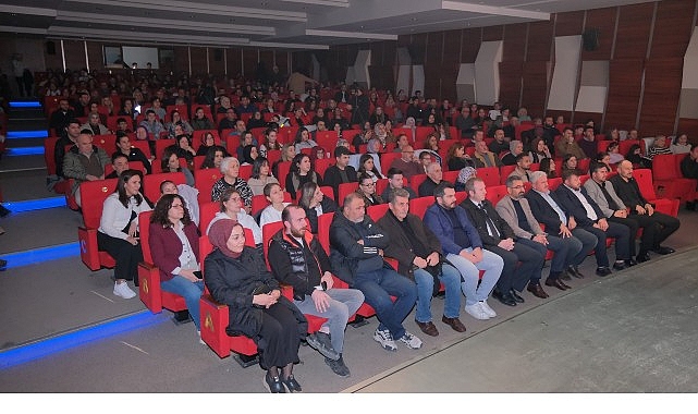 Kadın Sığınağı Gala Gösterimiyle Sahneyle Buluştu