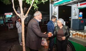 Karşıyaka’da soğuk sabahlara sıcak dokunuş: Çorba ikramı başladı