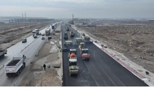 Konya Büyükşehir Tramvay Hattı Çalışmaları Devam Eden Aslım Caddesi’nde Yoğun Asfaltlama Çalışması Yapıyor